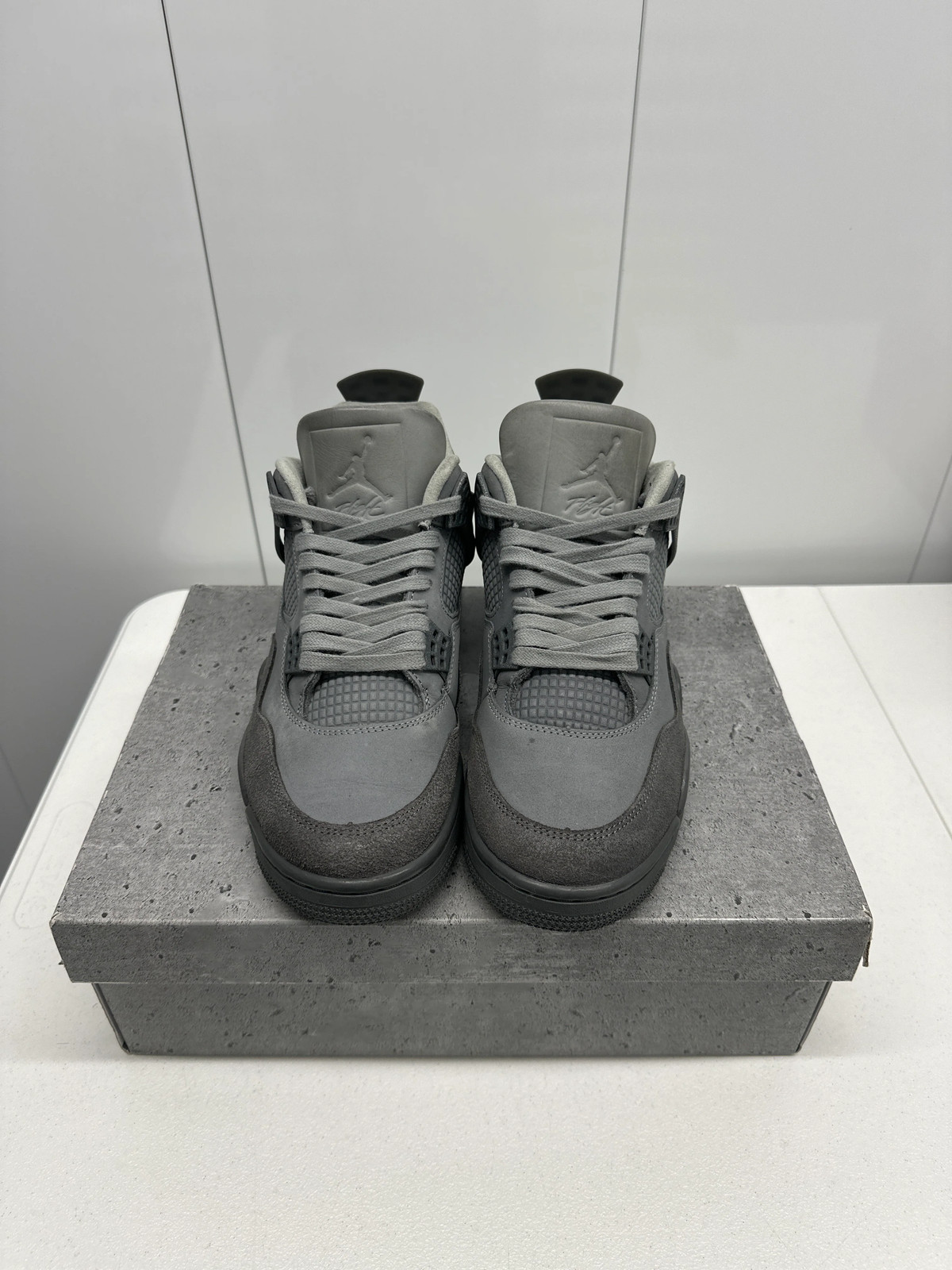 Jordan 4 Wet Cement (9.5)