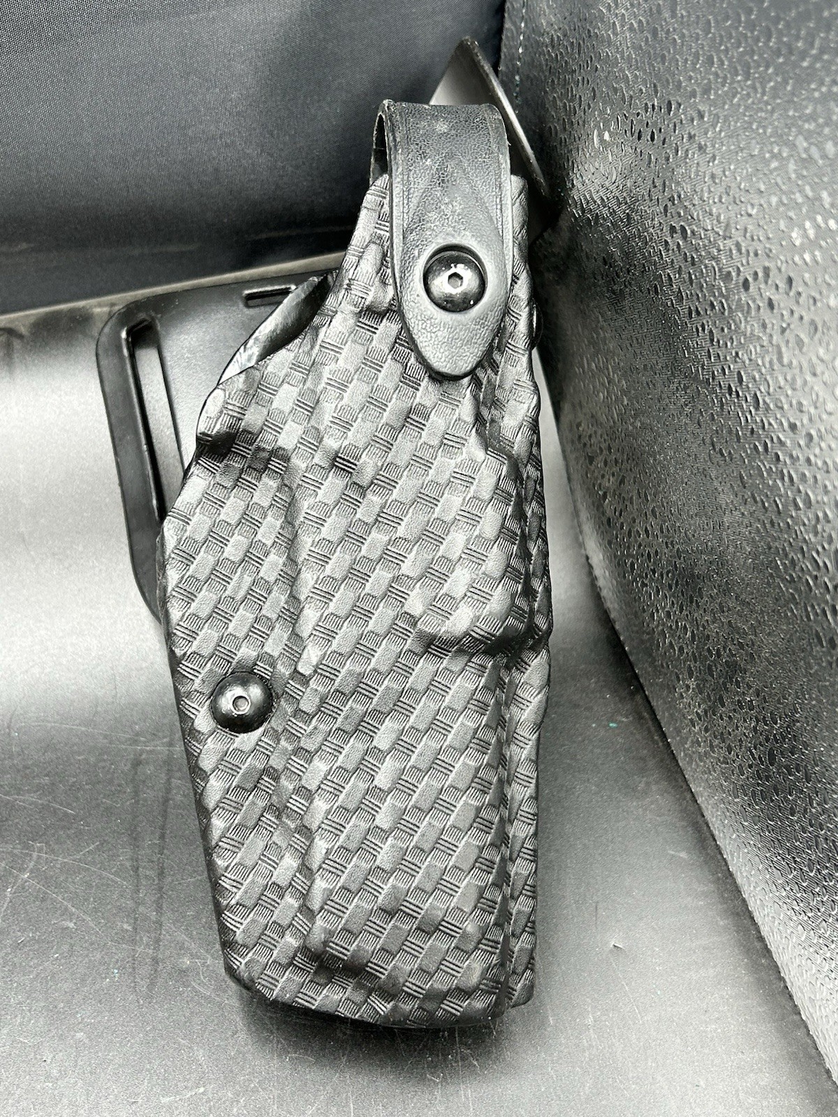 Safariland Basketweave Duty Holster 6280 SLS RH S&W 910  Smith