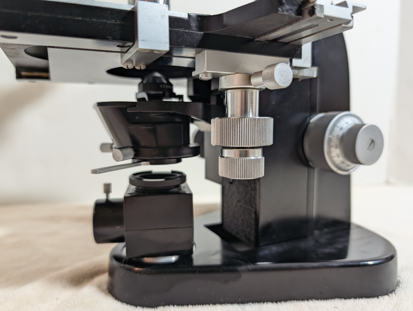 Leitz Wetzlar Binocular Microscope 4 Objectives Illuminator Case Manual Black