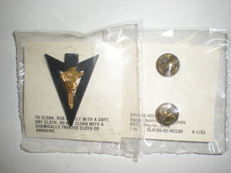 US ARMY ROTC RECONDO QUALIFICATION BADGE -COLOR