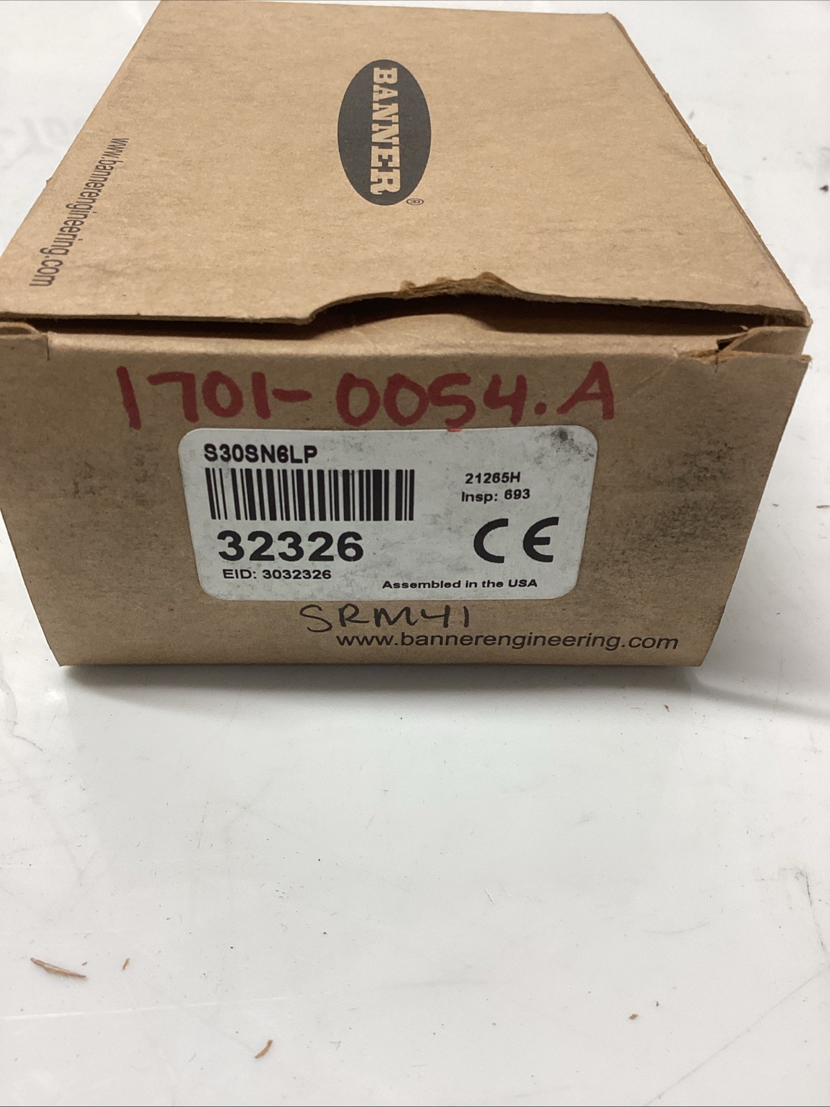 B EZ-Beam S30SN6LP 32326 S30 Series Polarized Retro Sensor T-913