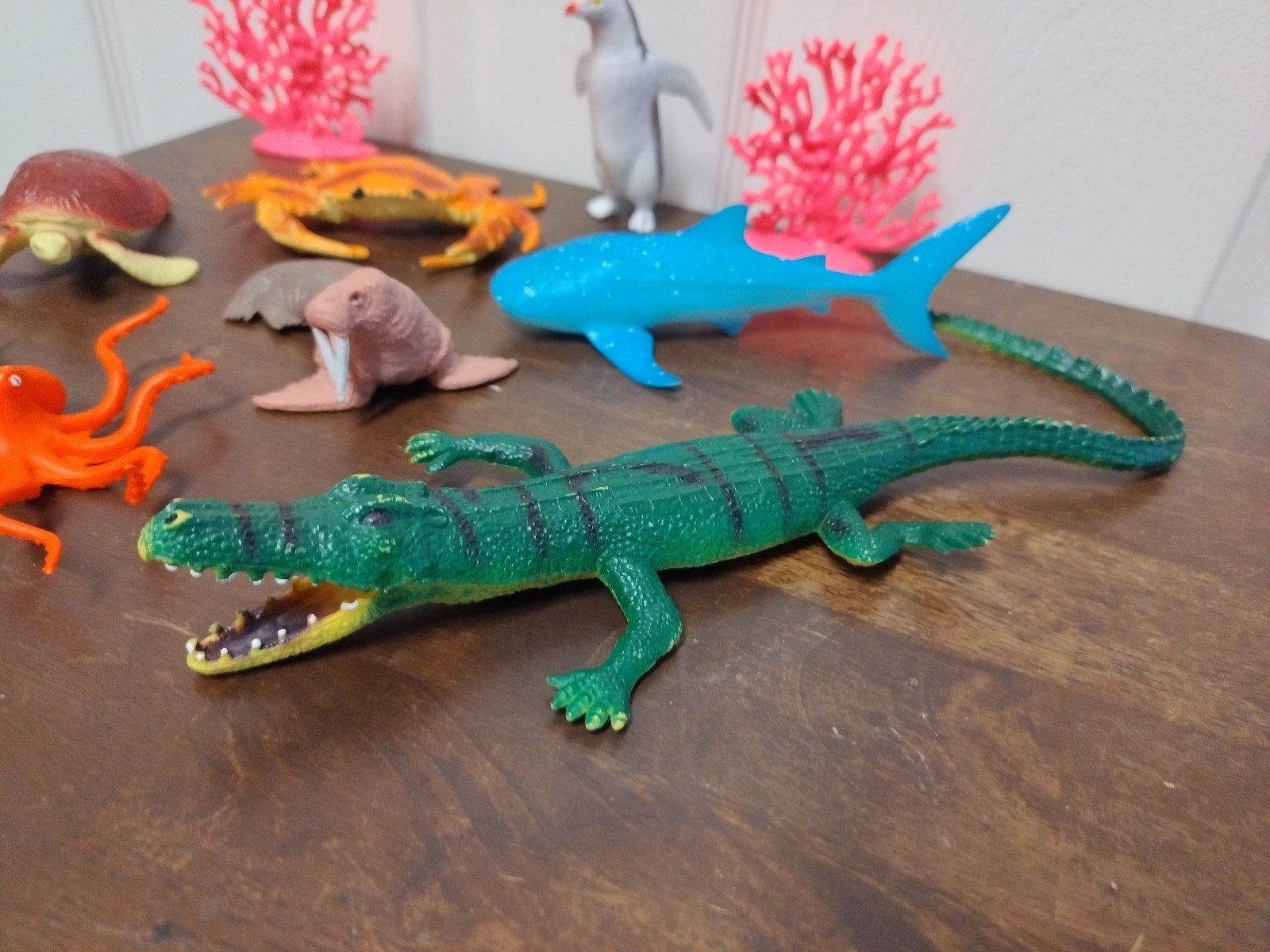 Marine Sea Life Figures Animals Creatures Ocean Toys Plastic Mixed Lot of 9