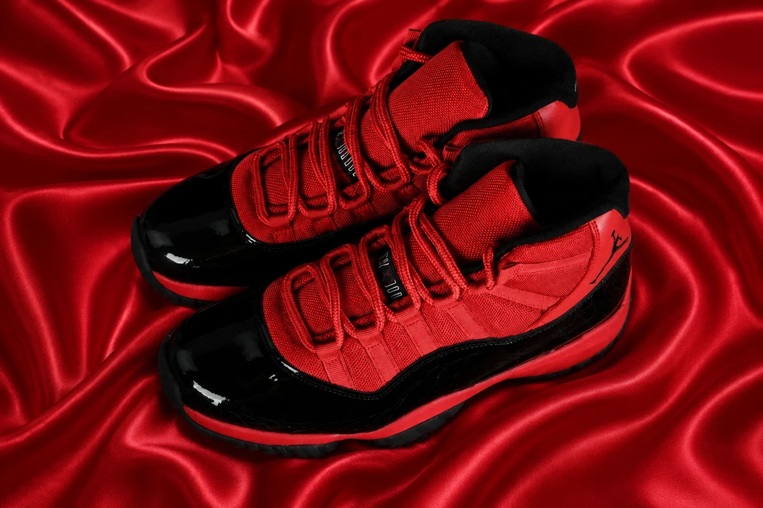 NEW Jordan 11 Retro Black/Red CT8012-600 MEN'S Size US 7-12