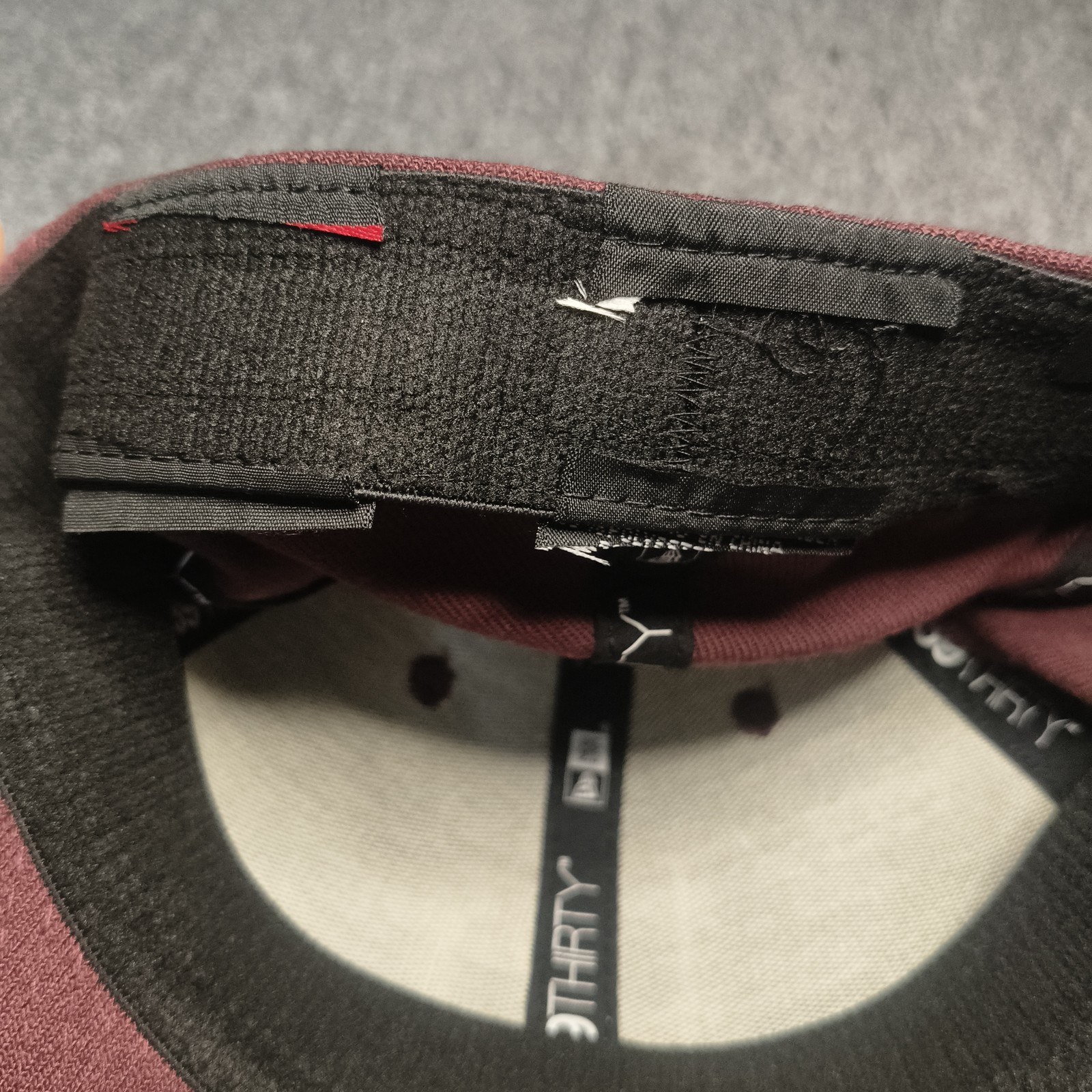 New Era Marvel Daredevil 39THIRTY Maroon Baseball Cap Hat Strapback J672