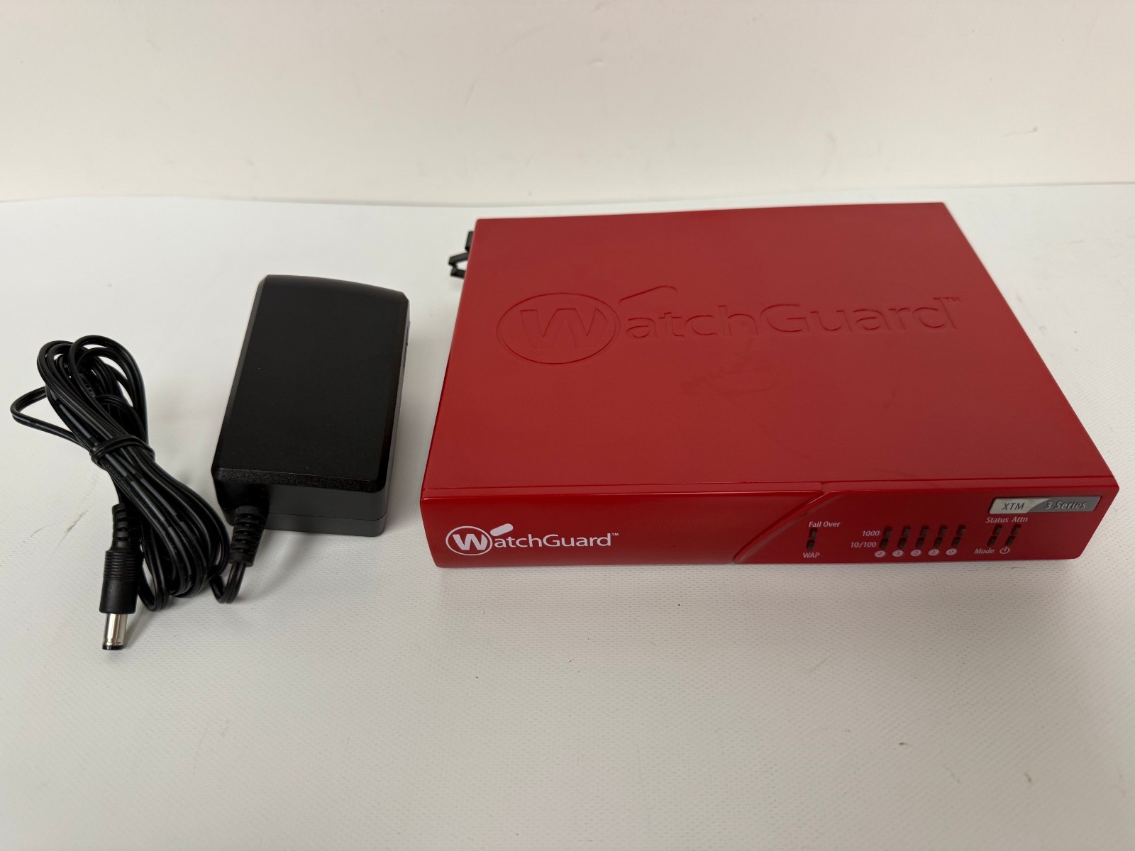 WATCHGUARD FS2E5 XTM3 SERIES 5 PORT FIREWALL WITH AC