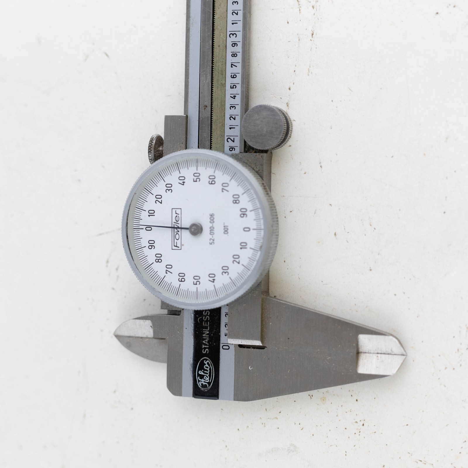 Fowler Helios (52-010-006) 6.5" Dial Caliper w/ Pouch