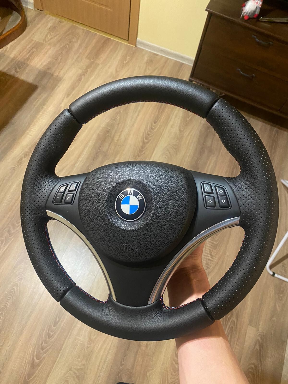 OEM BMW Sport Steering Wheel E90 E91 E92 E93 M3 E82 E81 E87 E88