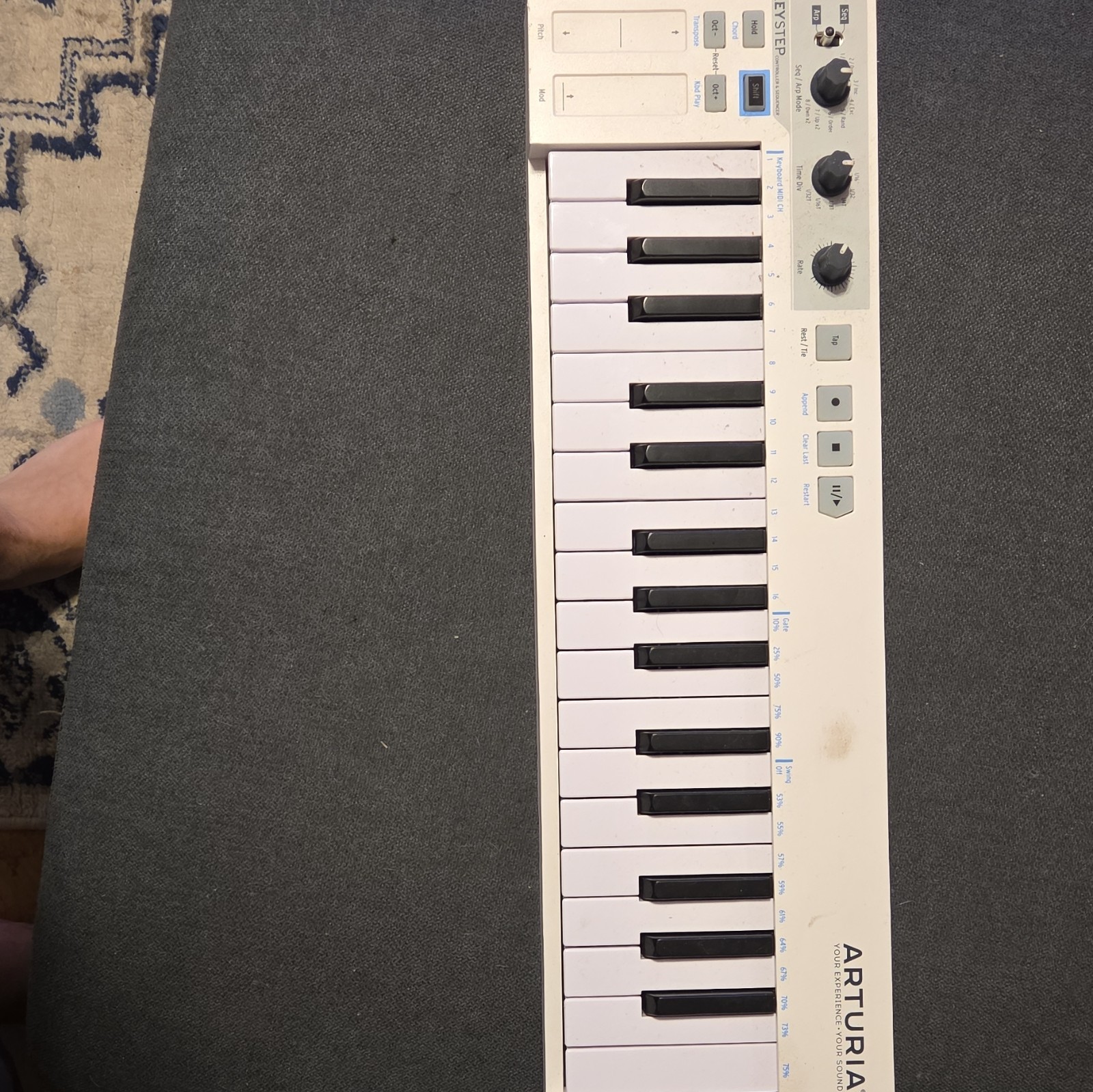 Arturia KeyStep 32-Key MIDI Keyboard Controller w/ Arpeggiator, Sequencer, USB