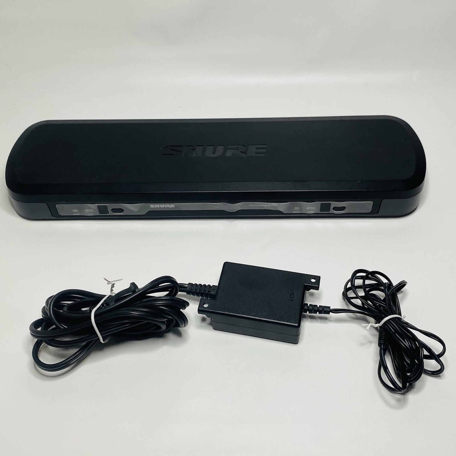 Shure Wireless PG88 Dual Wireless Receiver - 10 Channel 1/4” XLR - M7 662-674MHz