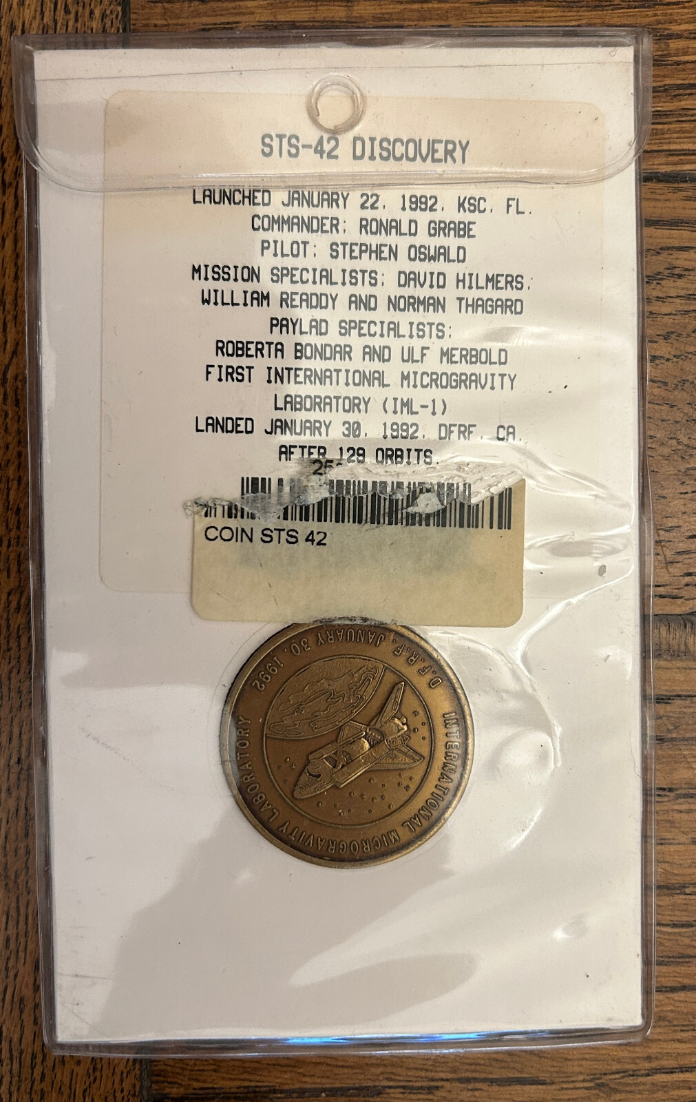 DISCOVERY SHUTTLE Crew Emblem Coin 1992 Collector Series Kennedy Space Ctr