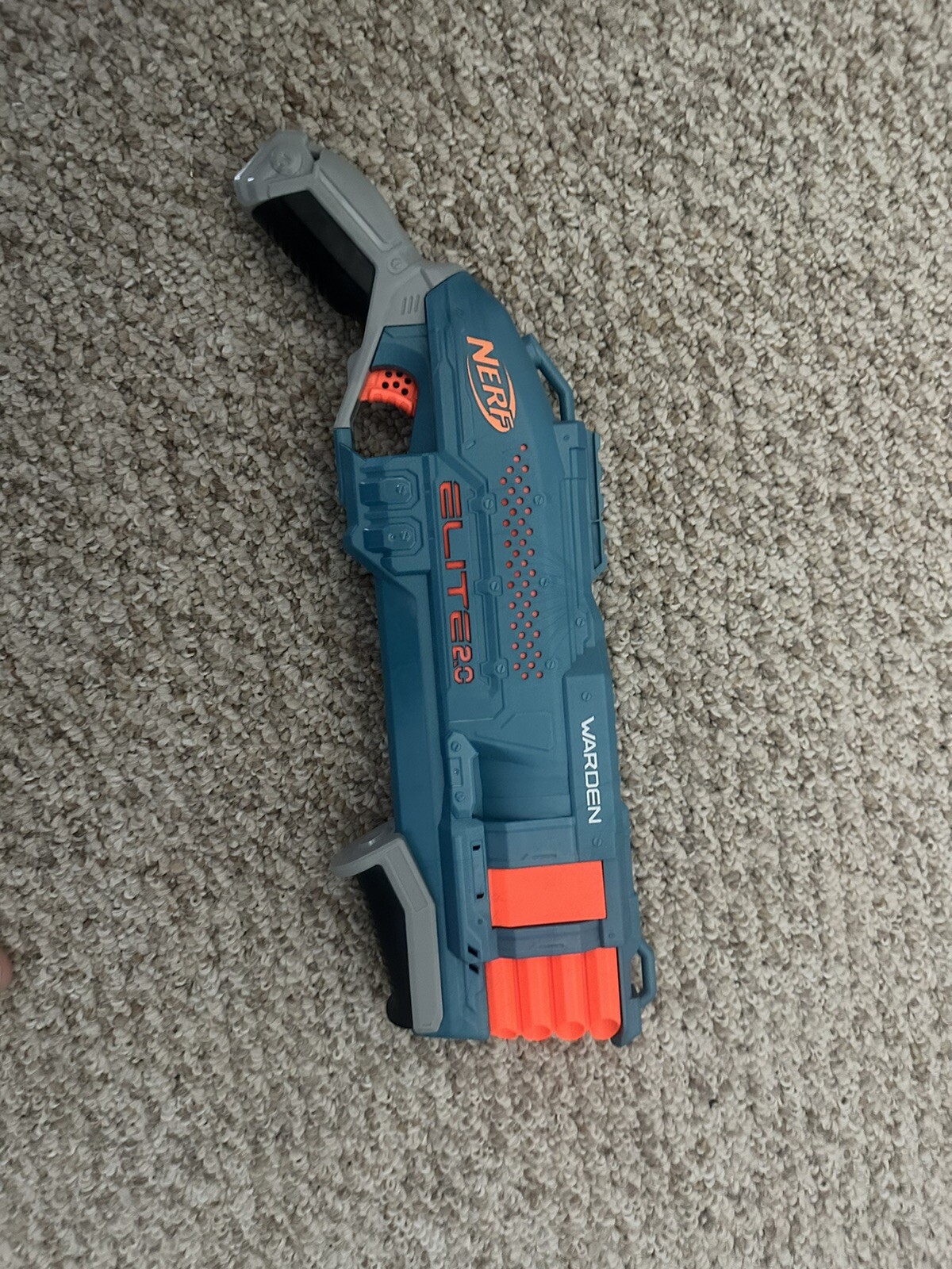 Nerf - Elite 2.0 Warden Dart Blaster