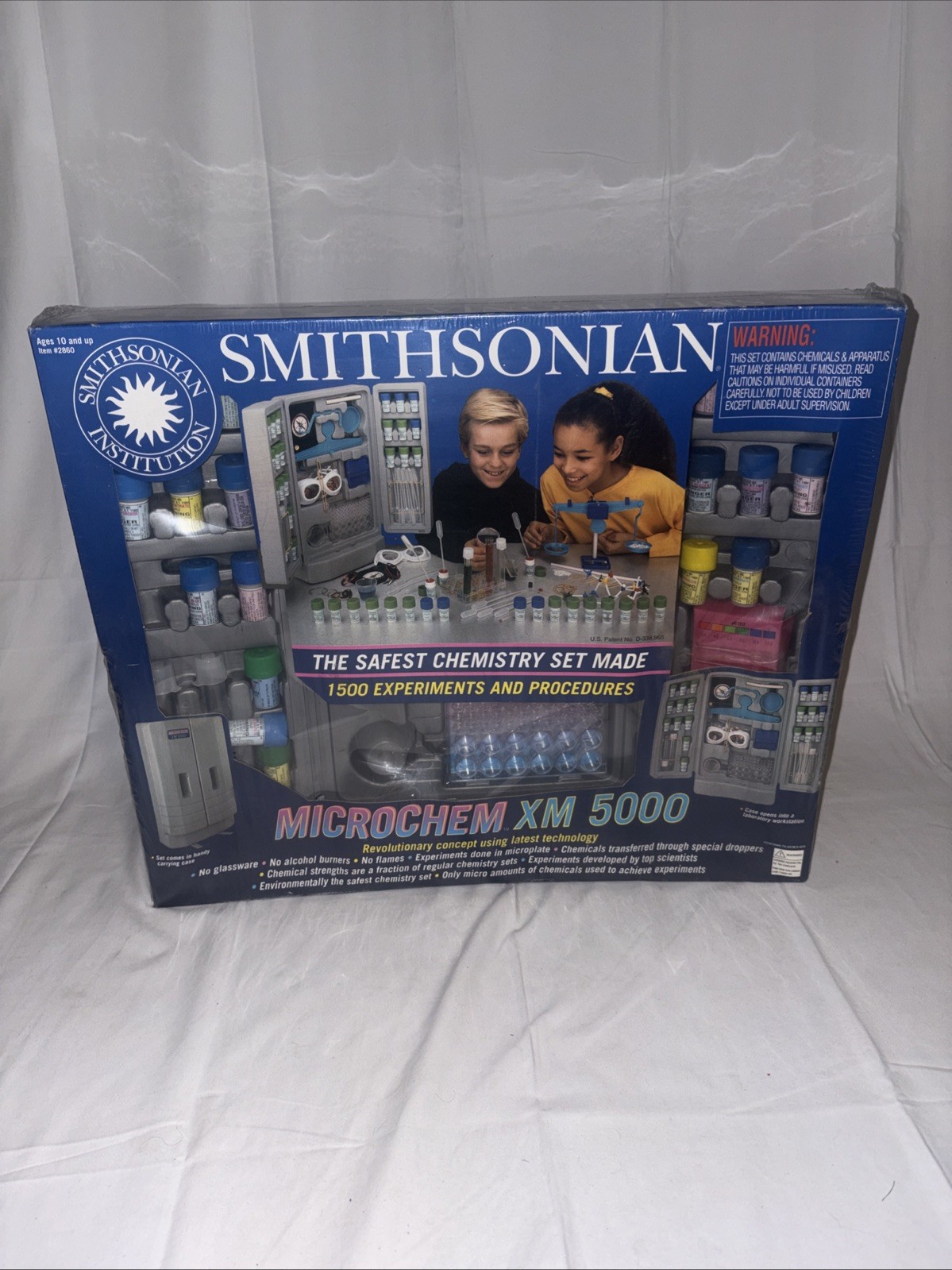 1992 SMITHSONIAN XM 5000 MICROCHEM 1500 EXPERIMENT CHILDREN's Kid Chemistry Set