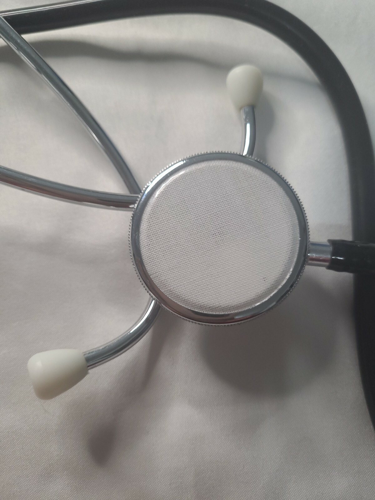 DELUXE STETHOSCOPE (FOR EDUCATIONAL (USE ONLY) Black EUC