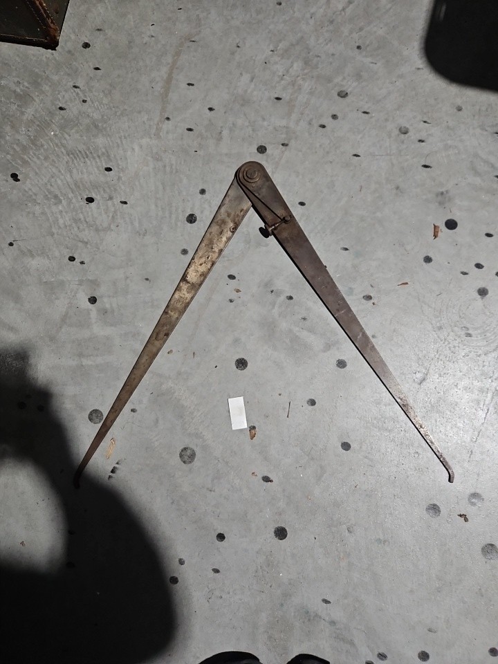 VINTAGE 20" CALIPER