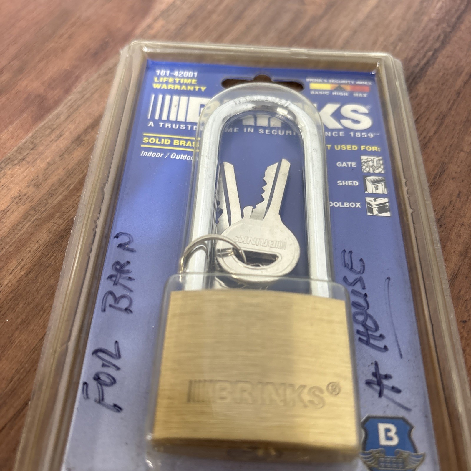 BRINKS 2 1/2" Solid brass shackle Lock Pad Never Used 101-42001