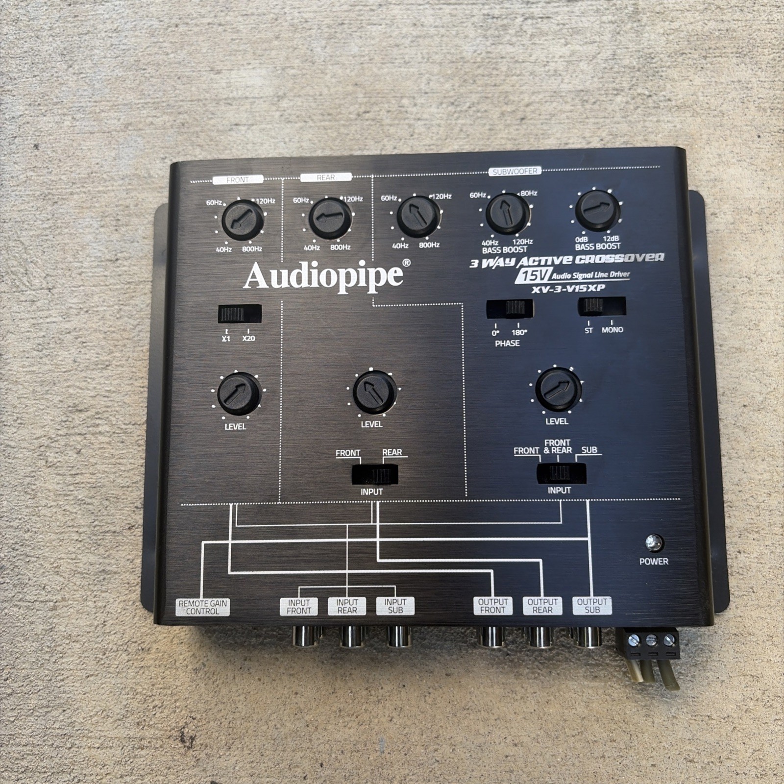 Audiopipe XV-3-V15XP3-Way Electronic Crossover with 15V Frequency Control USED