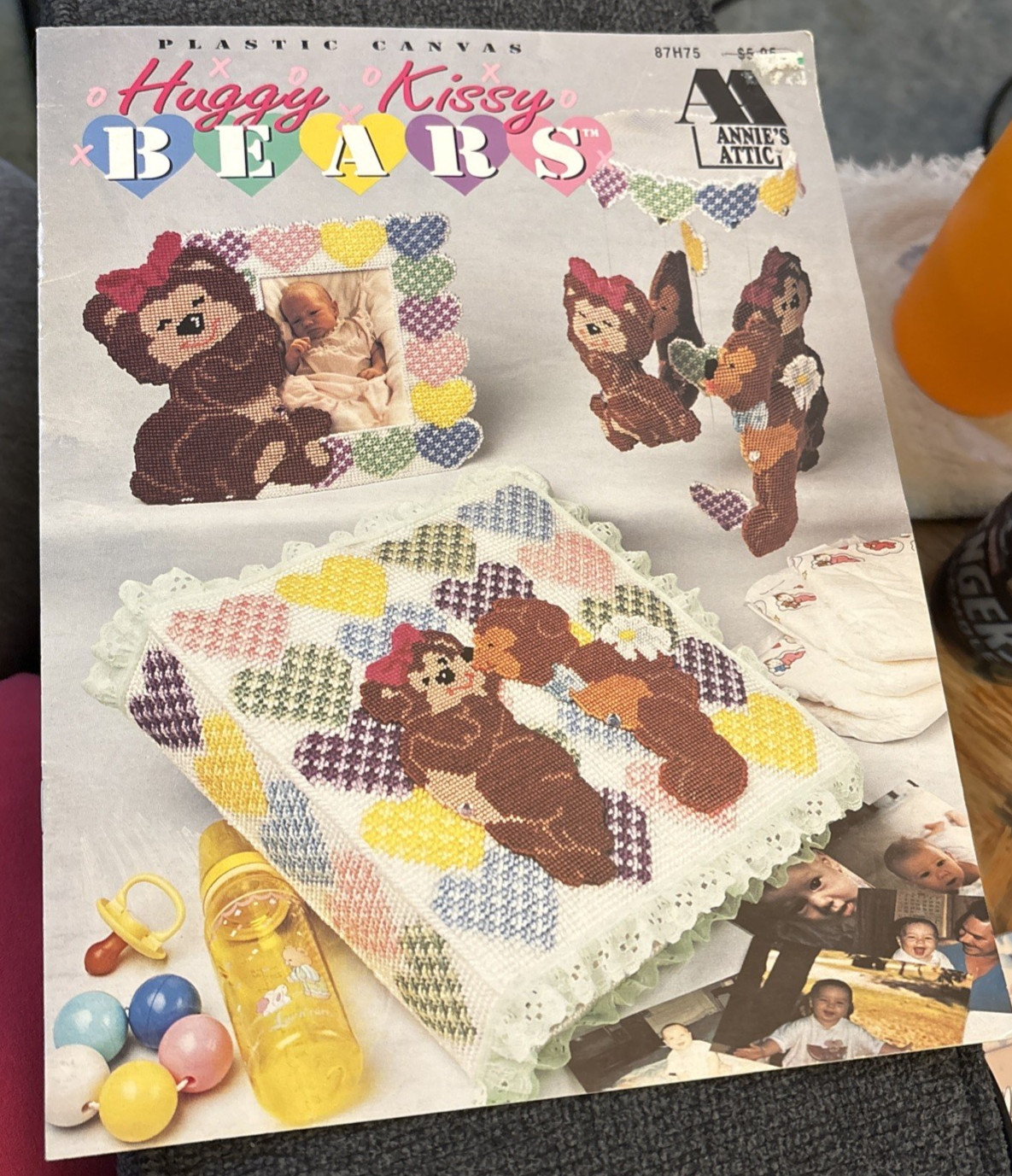 Vtg Rare Annie's Attic HUGGY KISSY BEARS Needlepoint 1993 Pattern Bk 87H75