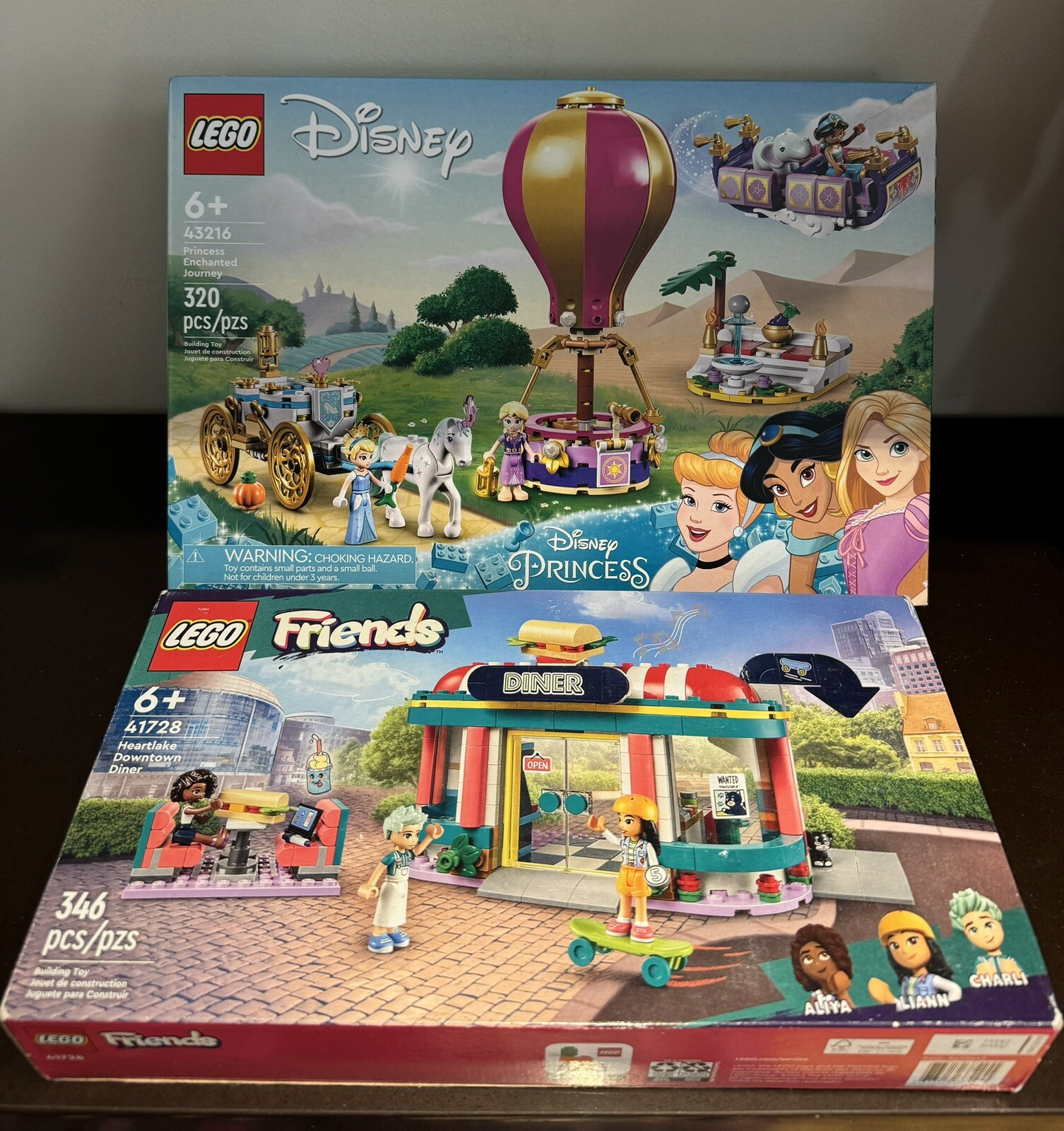 Lego Disney 43216 Princess Enchanted Journey 41728 Heartlake Downtown Diner Lot