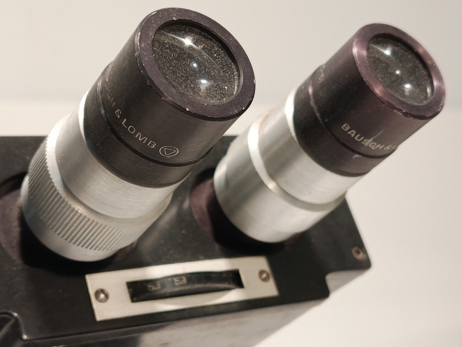 Bausch & Lomb Balplan binocular microscope w/ illuminator 31-32-14 as shown