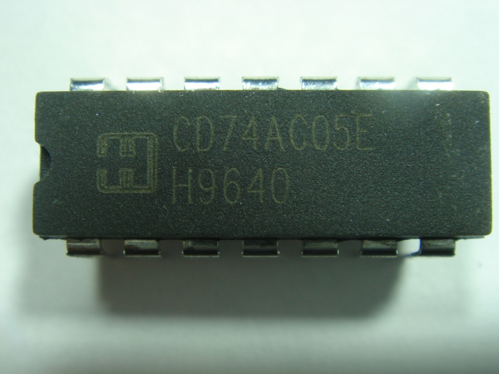 CD 74AC05 DIL-14 IC Circuit #21-540