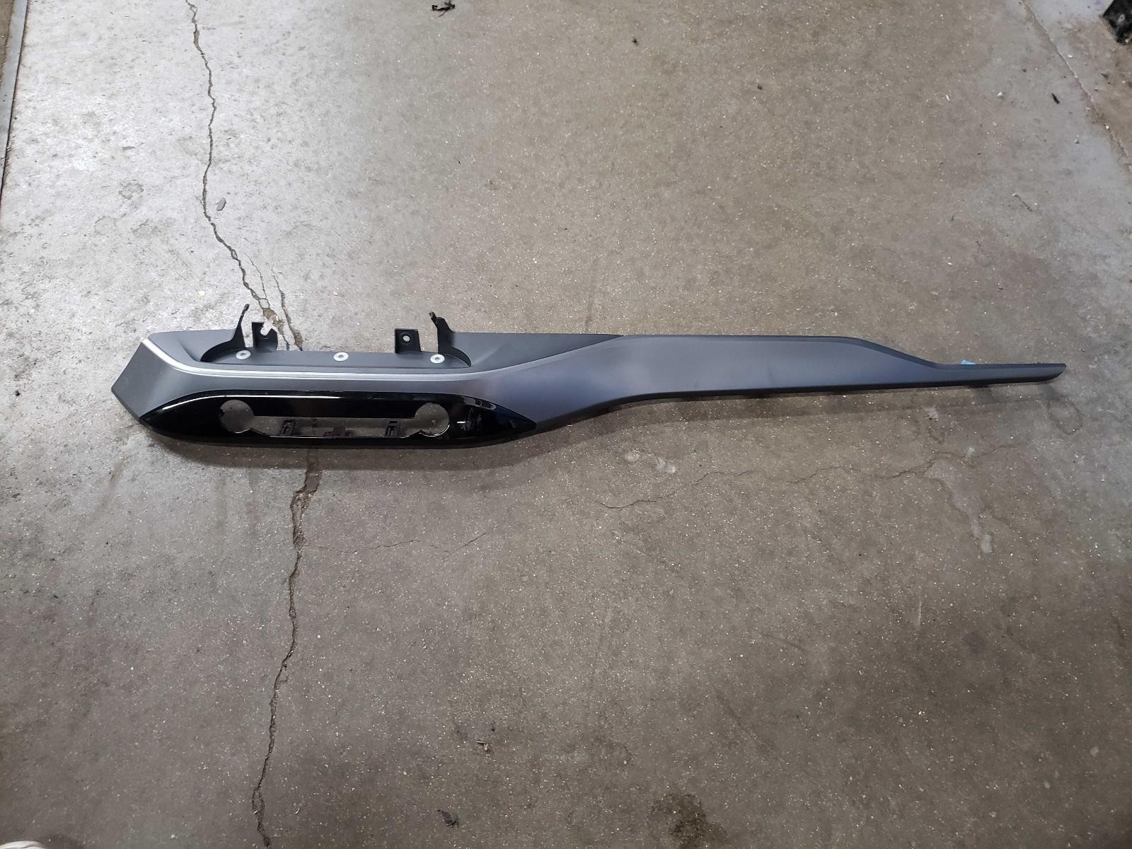 25 ESCAPE Center Right Dash Bezel ID PJ6BS045H93