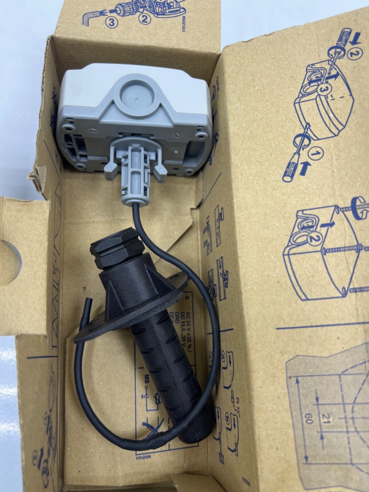 Siemens QAM2140.020 Duct Temperature Sensor