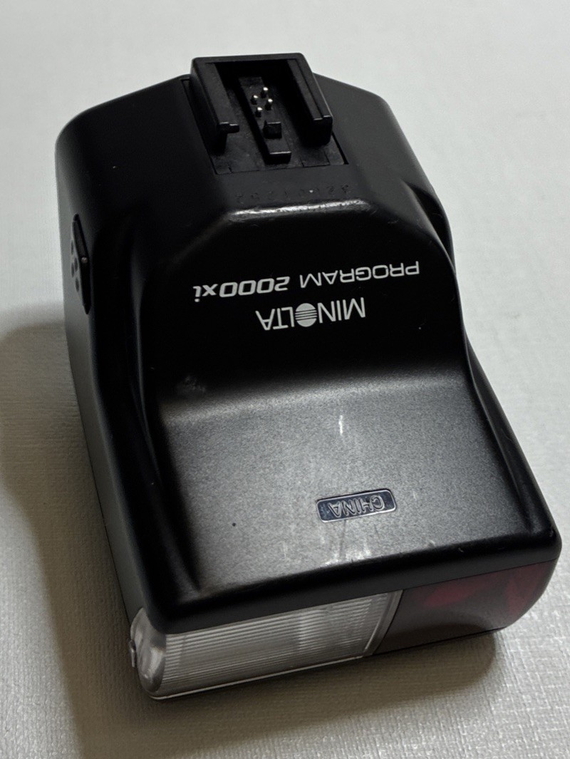 Maxxum Minolta 2000xi Shoe Mount Flash for Minolta Maxxum SLR DSLR Cameras