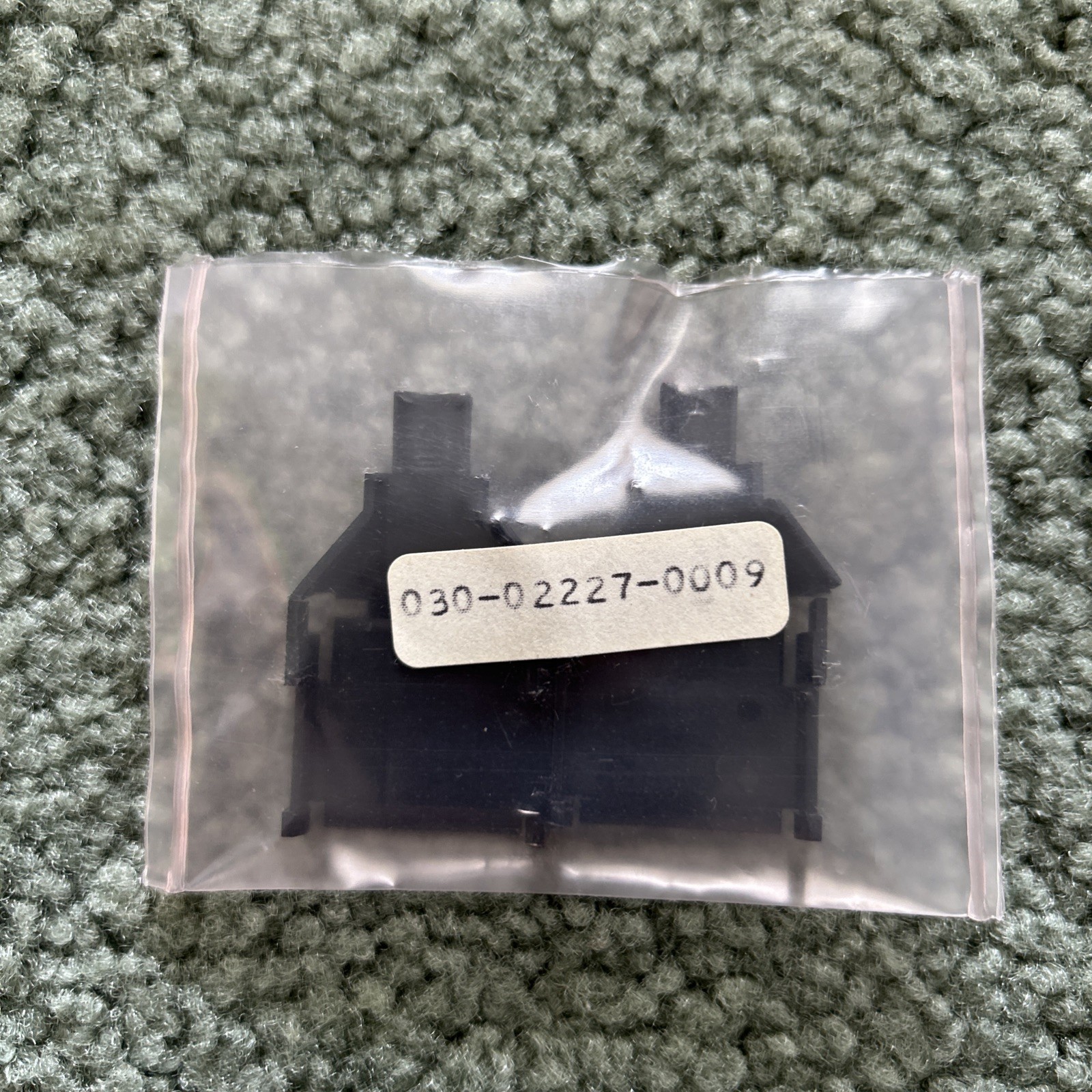 King Small Part: 030-02227-0009, Hood for KI-208 & KI-209