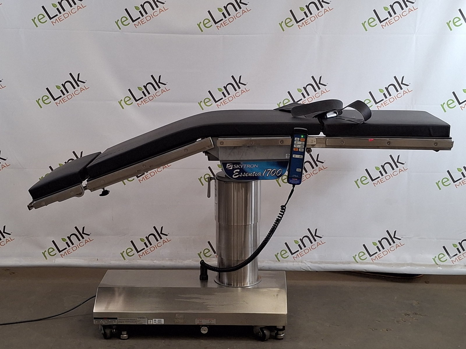 Skytron 1700 Elite Surgical Table