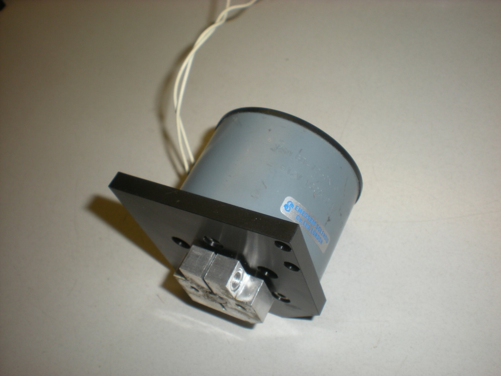 Emessem MSM GDAY060X20E11 Solenoid Rotary Actuator - Tests OK
