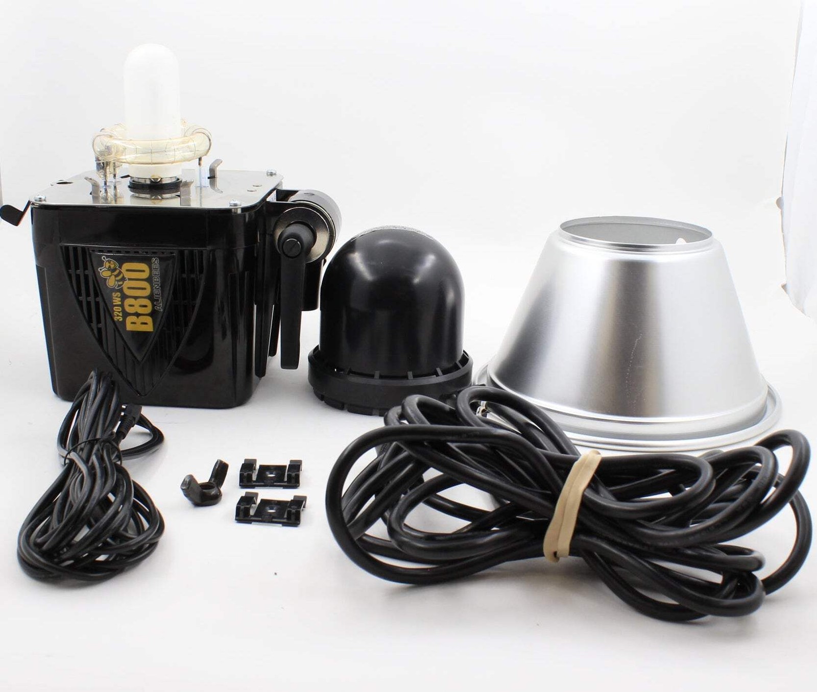 * USED * Paul C. Buff Alien Bees B800 (320 WS) Monolight Studio Flash