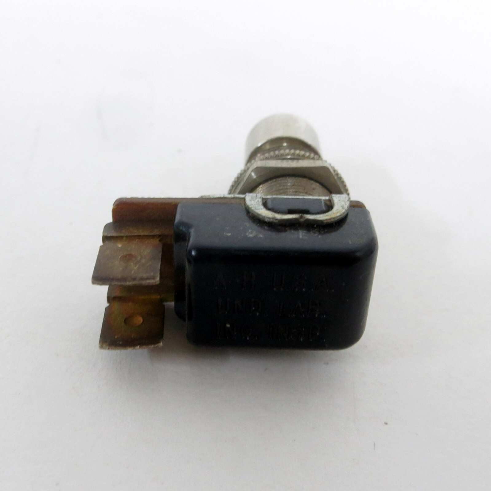 A-H rugged push button / foot switch - SPST momentary