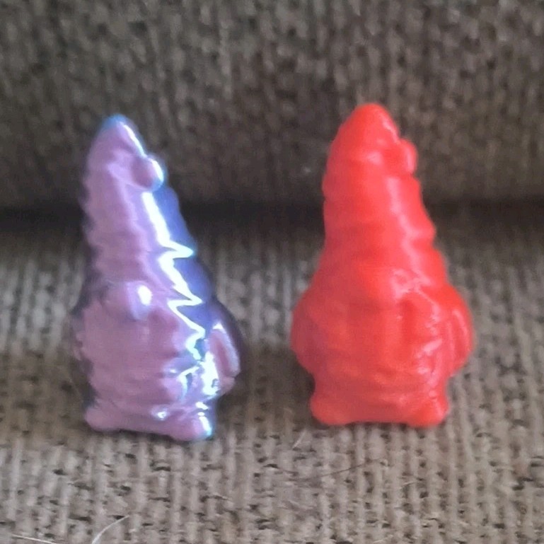 Plastic Game Pieces Set - Red and Purple