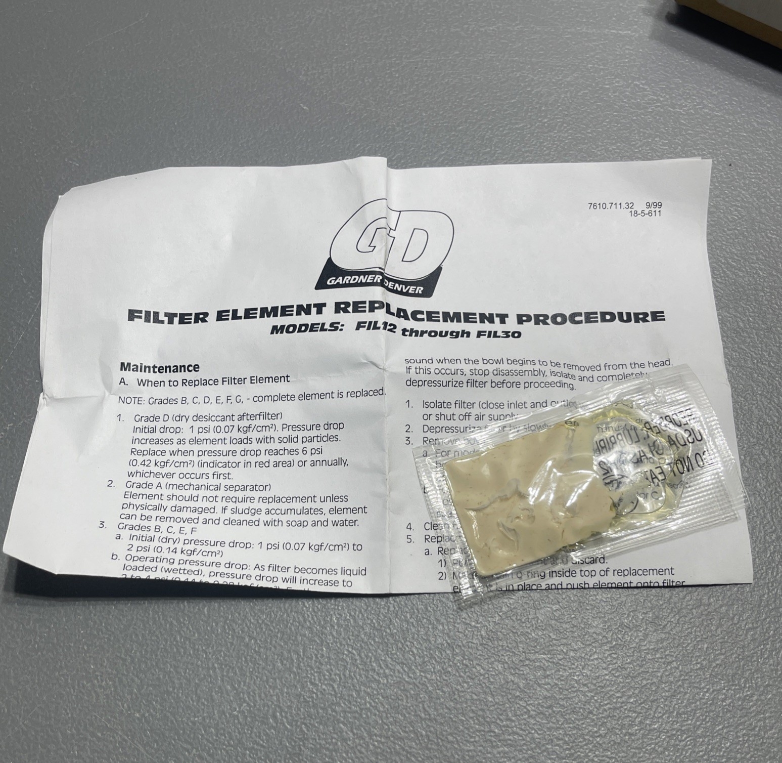 Gardner Denver FIL12EE Replacement Filter Element