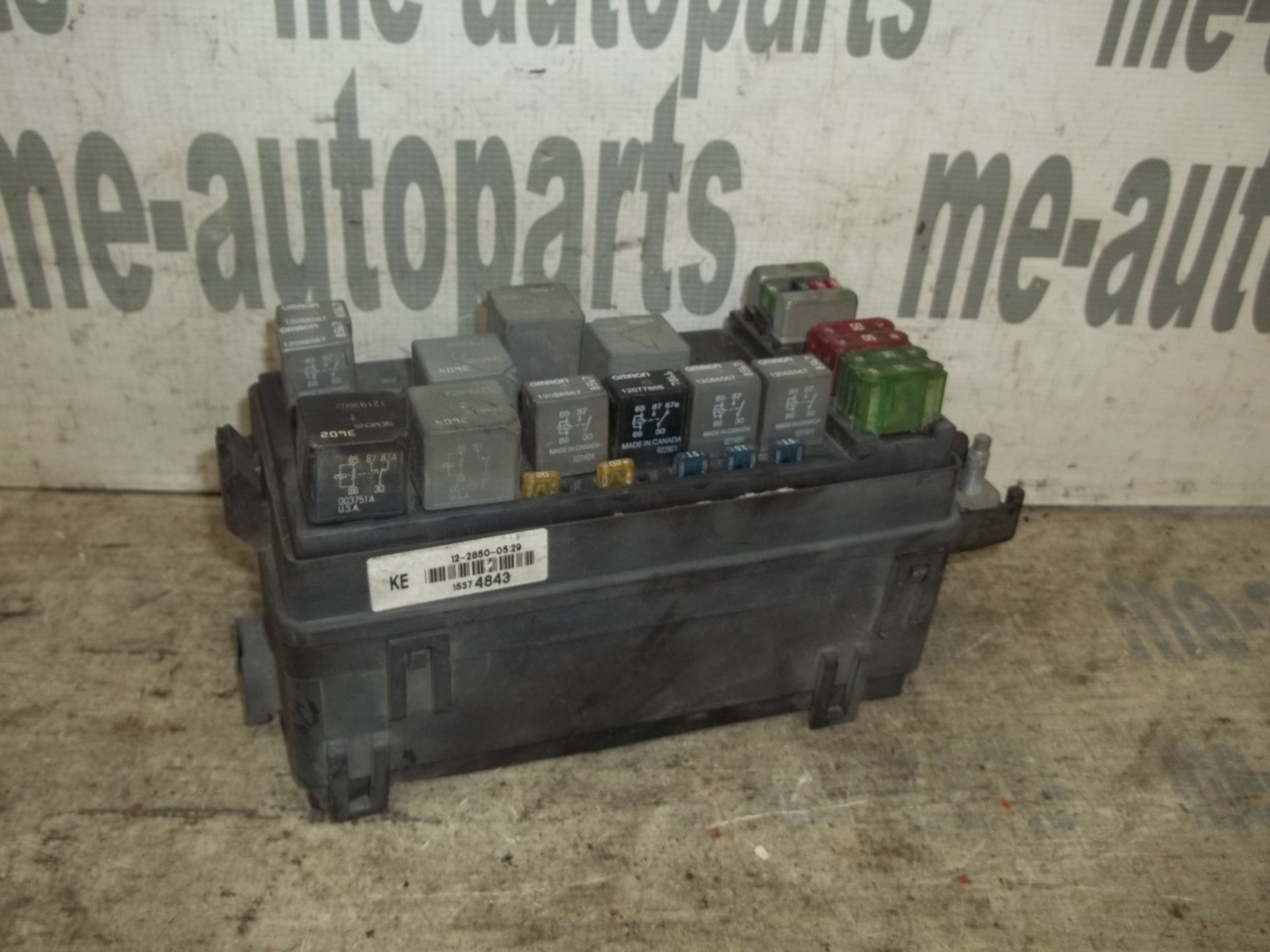 1998-2004 Cadillac Seville Front Fuse & Relay Block Box -- 15374843 KE OEM