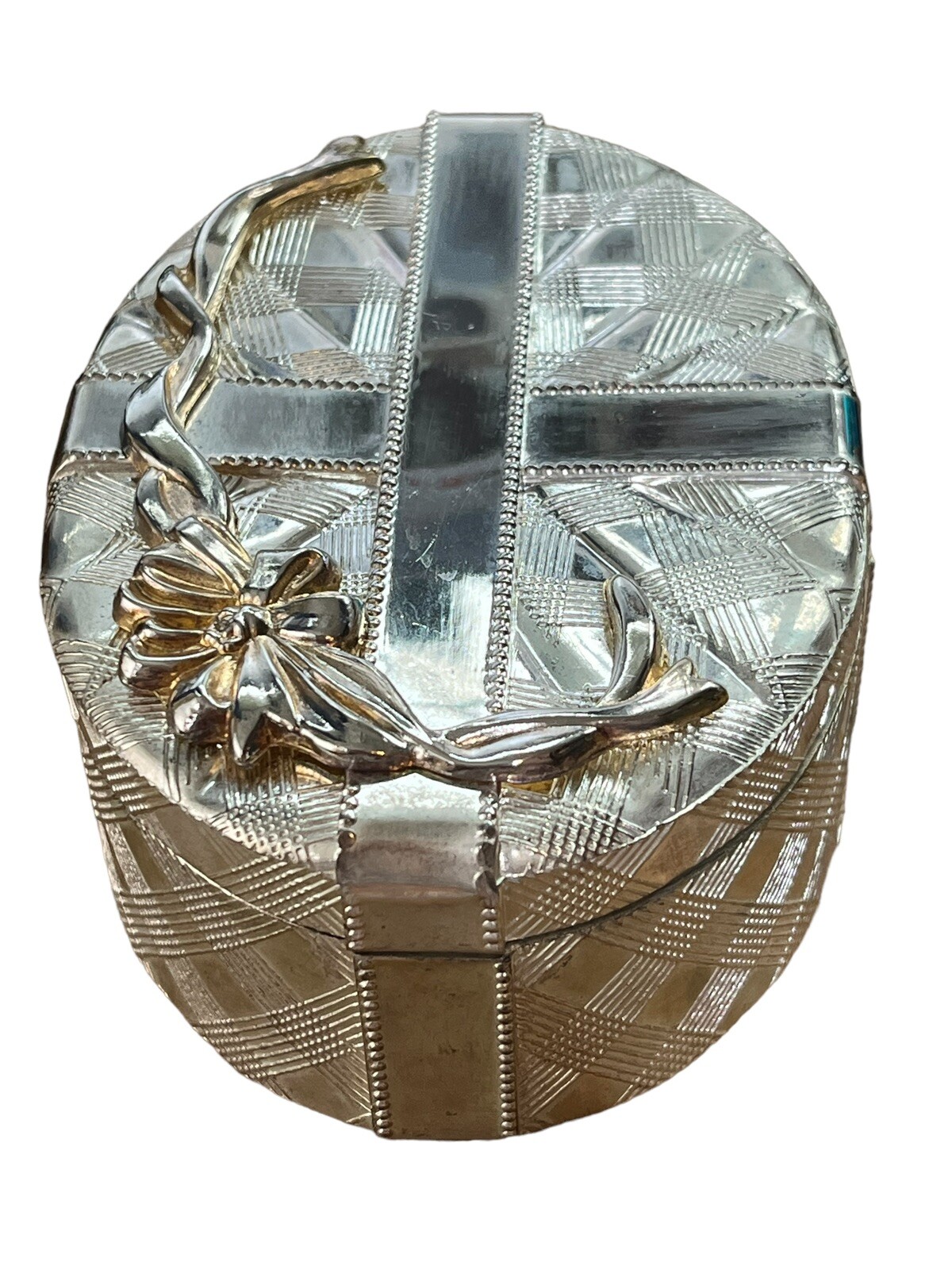 Godinger Silver Plated Two Tone Lined Oval Trinket Box