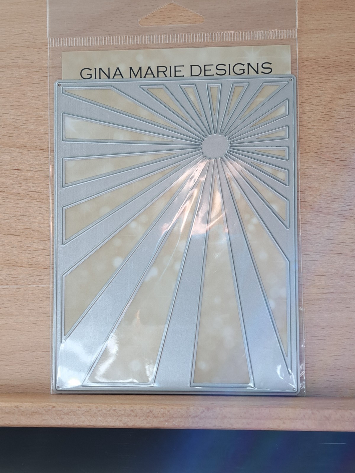 805 Gina Marie Designs Sun Star Burst Background Cover Plate Craft Cutting Die