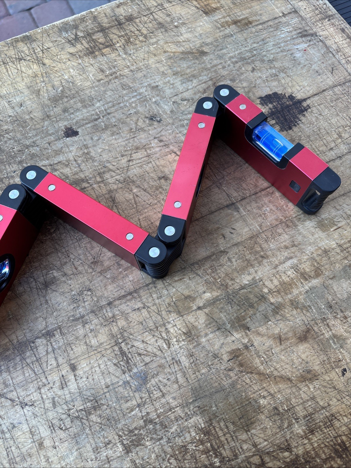 Saker Multi-function Foldable Level, 28-Inch Multi-Angle Measurement Red