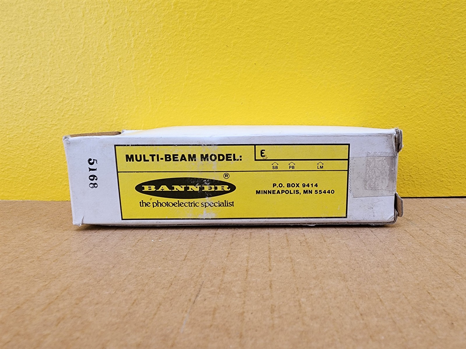 NEW Banner Multi-Beam Model E Scanner Block/Emitter