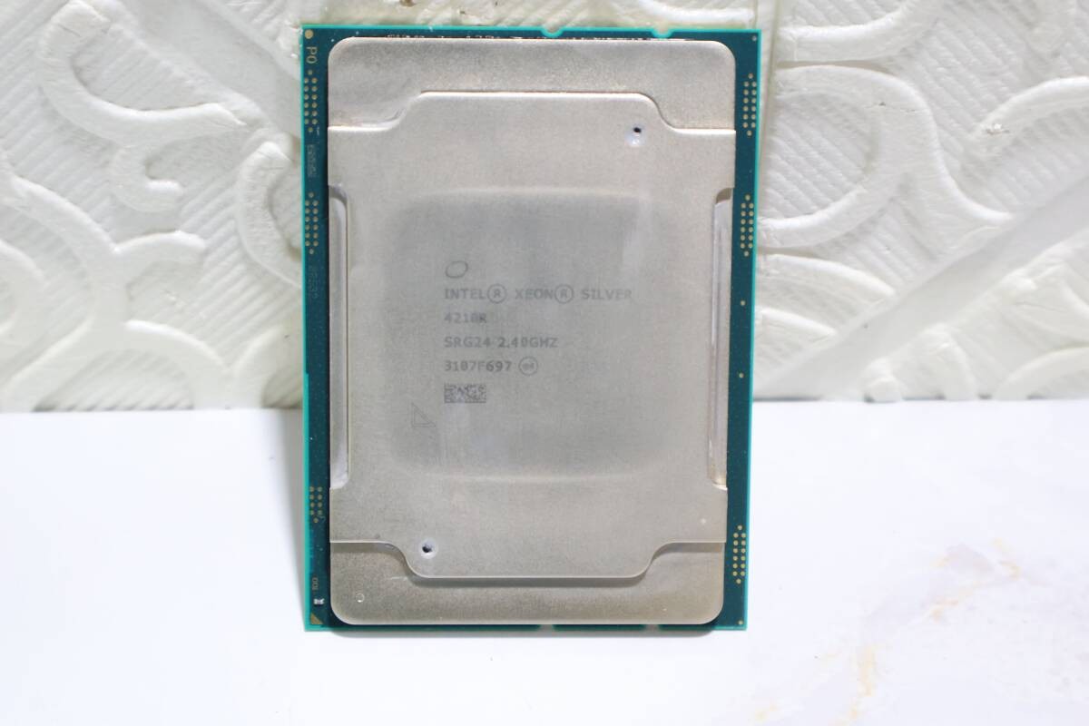 A3401 & Intel Xeon Silver 4210R SRGZ4 2.40GHz LGA3647 10-core 20-thread Server C