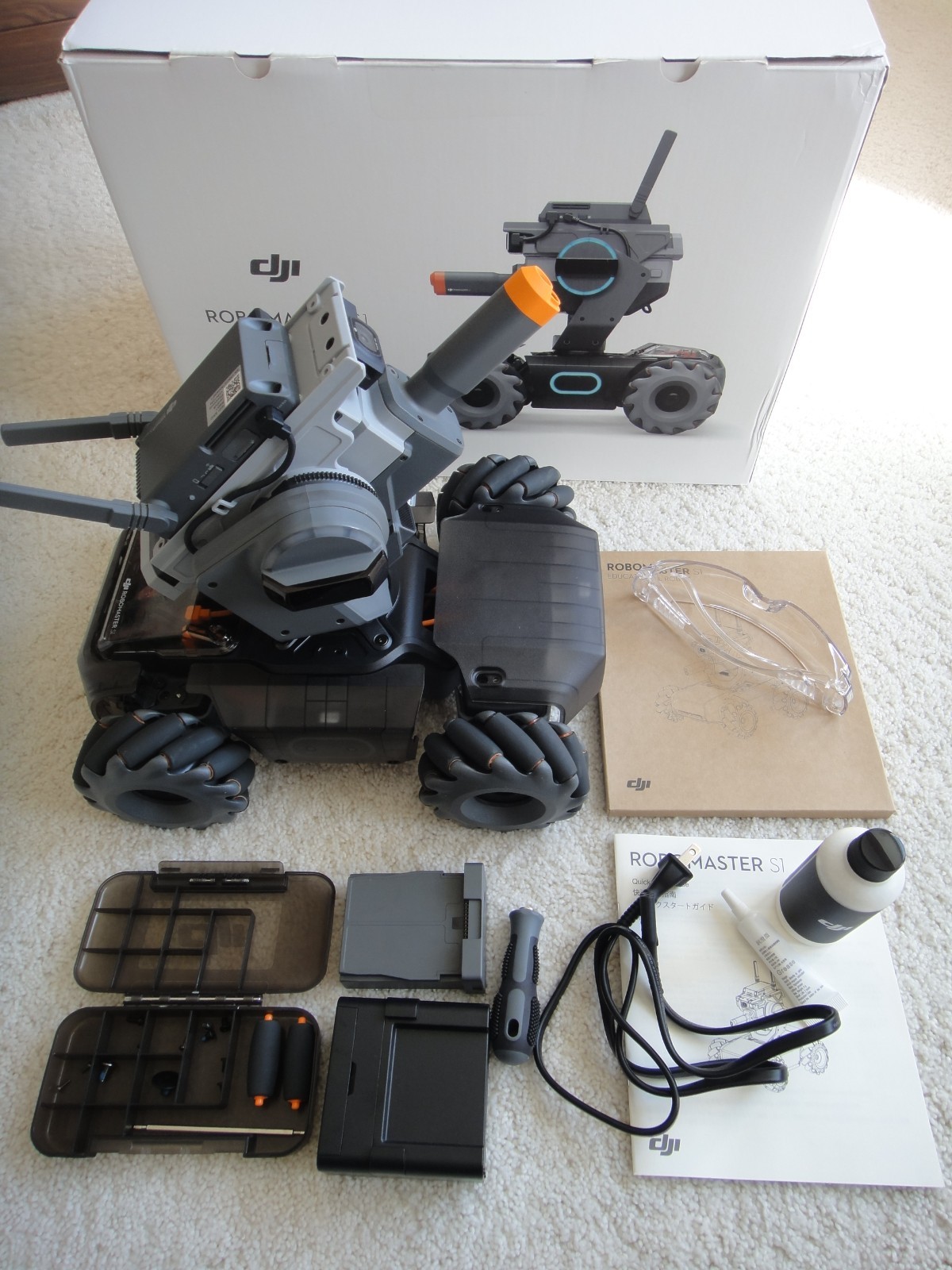 DJI RoboMaster S1 Educational Programmable AI Robot STEM Learning 4WD FPV DIY