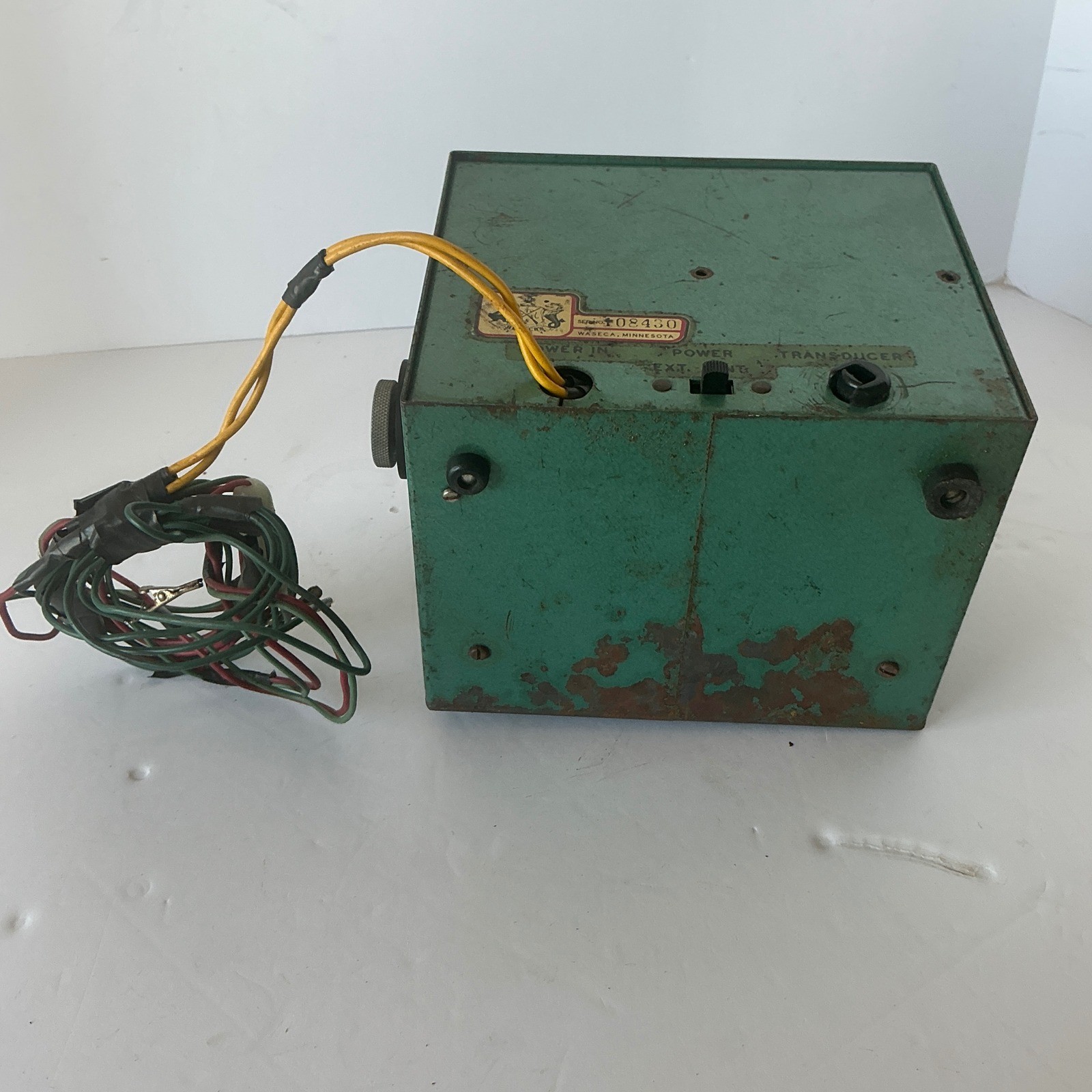 Herter's Fish and Bottom Indicator Model 130 Vintage Transistorized Depth Finder