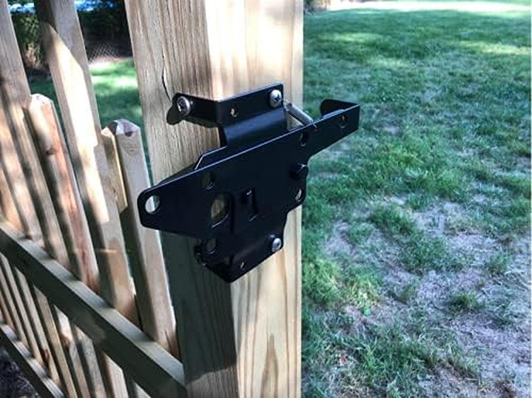 Heavy Duty Self-Locking Gate Latch for Wooden Fence, Post Mount Automatic Gate L