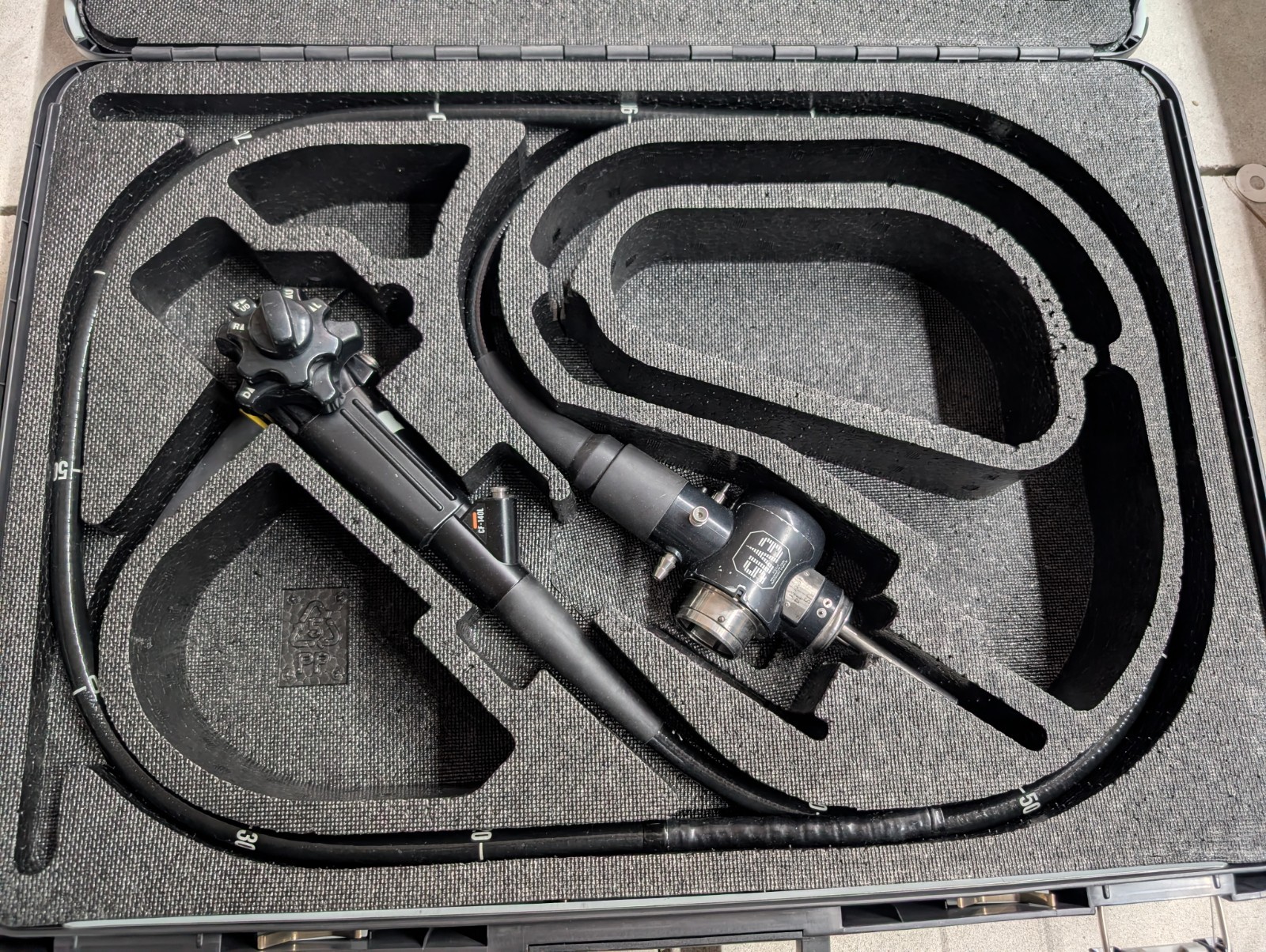 Olympus CF-140L EVIS Video Colonoscope Medical Endoscope w/ Case Japan