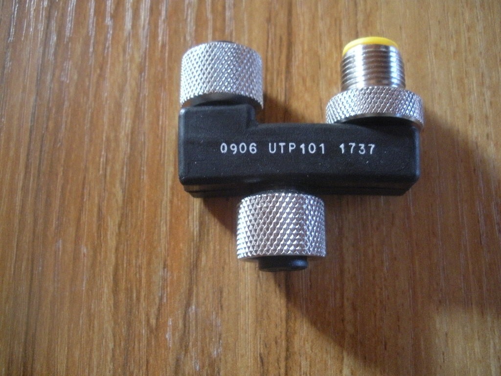 NEW ALLEN BRADLEY 0906 UTP 101 1720 DEVICENET SPLITTER/TEE 5 PIN