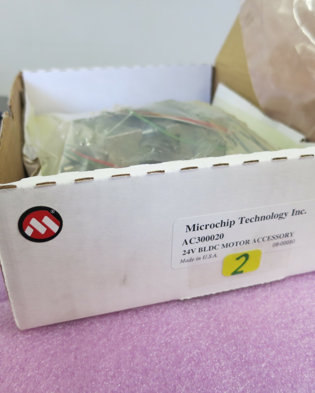 BRAND NEW AC300020 Microchip Technology MOTOR 3-PH BRUSHLESS DC 24V ** US STOCK