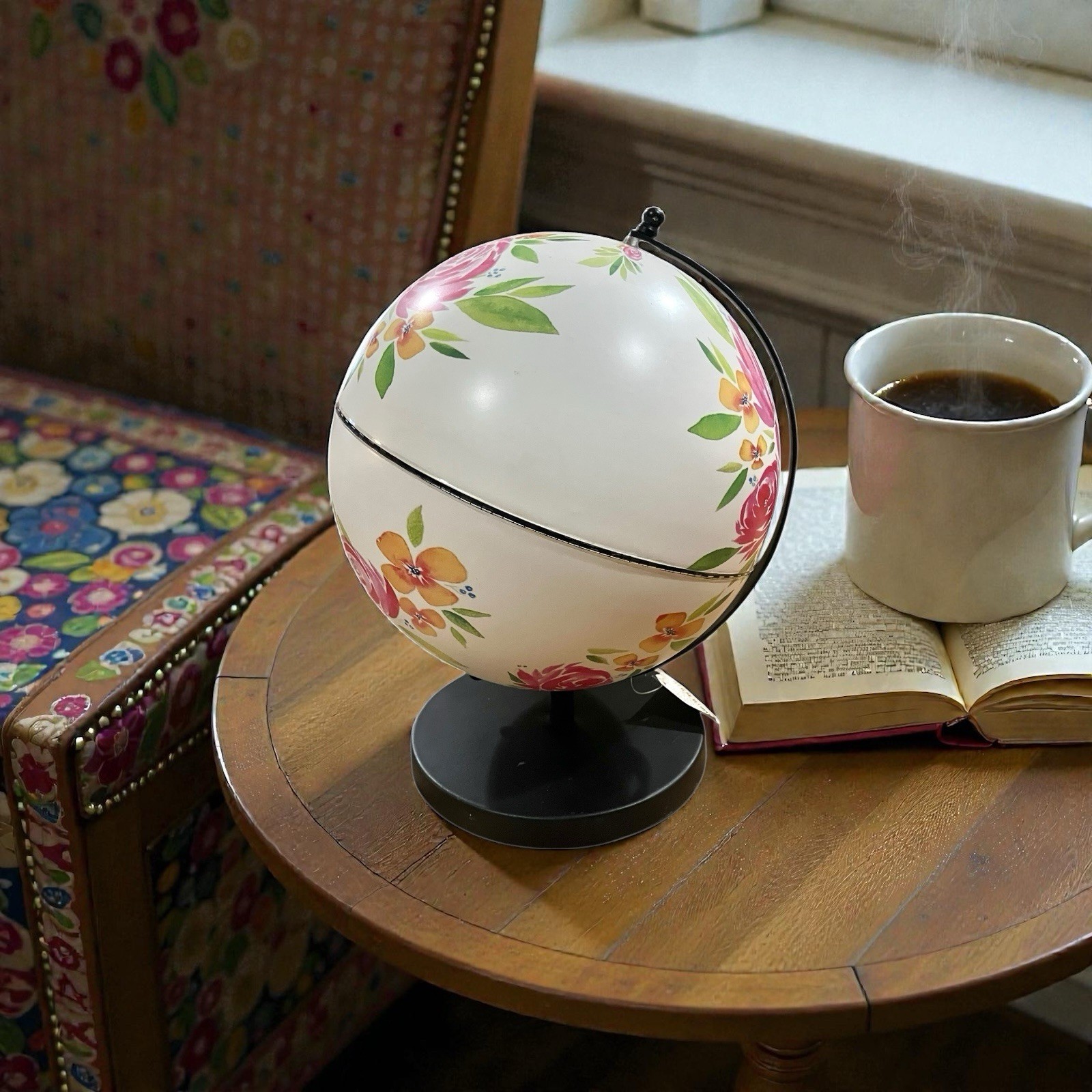 Floral Globe Pink White Home Décor 8 x 8 1/4" x 10 " Decorative Accent