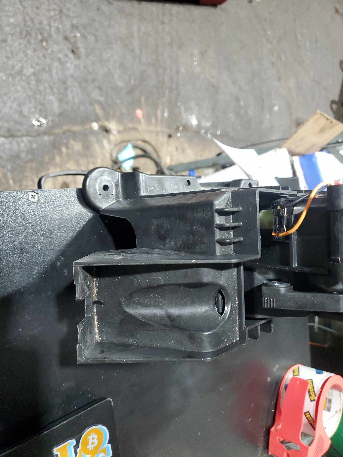 2015 JEEP CHEROK Spindle Knuckle Front Left Driver 155K OEM