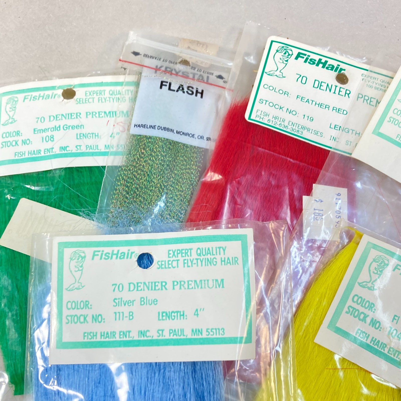 Fly Tying Supplies Materials Hair Feathers Scissors & Thread Holding Bobbin