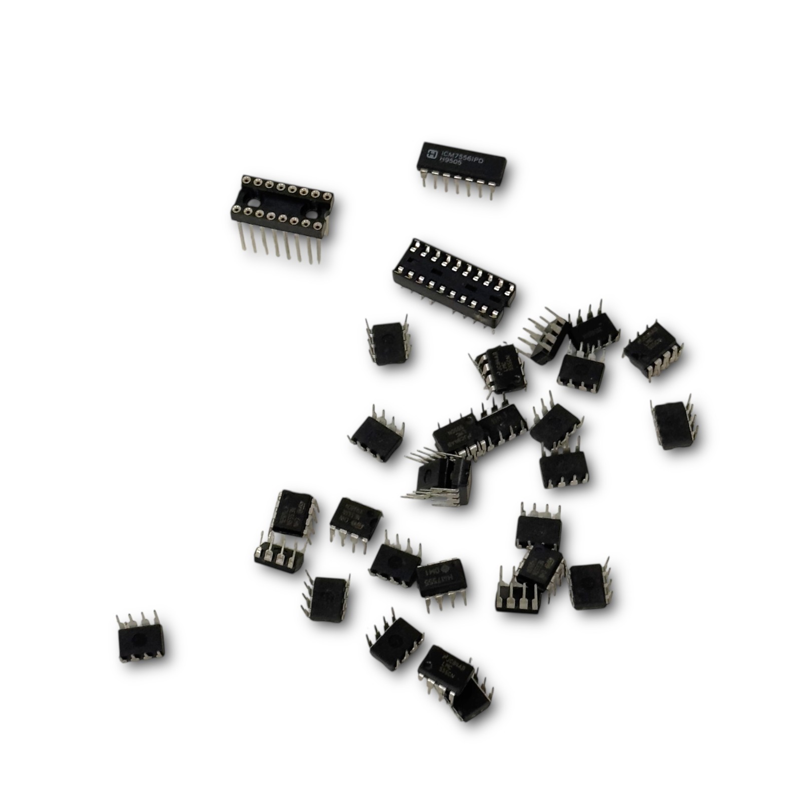 Analog Devices Taejin ICs Integrated Circuits NE555N K4Q804 Mixed Lot, 30 Pcs